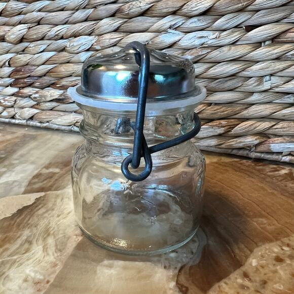 Small Wired Jar with Stars - Picture 3 of 6